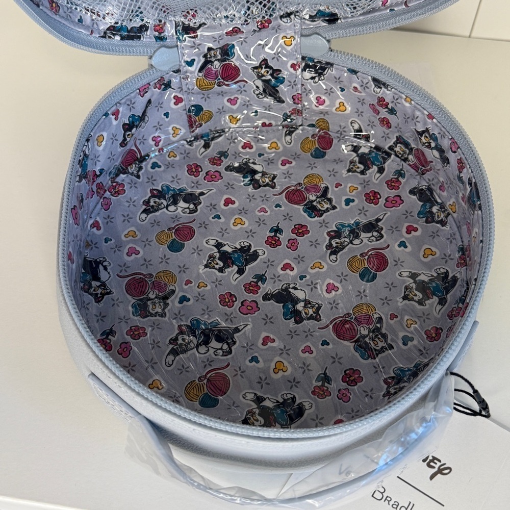 Vera Bradley Disney Whimsy Cosmetic Case in the Mickey Mouse Piccadilly Paisley - Picture 10 of 11